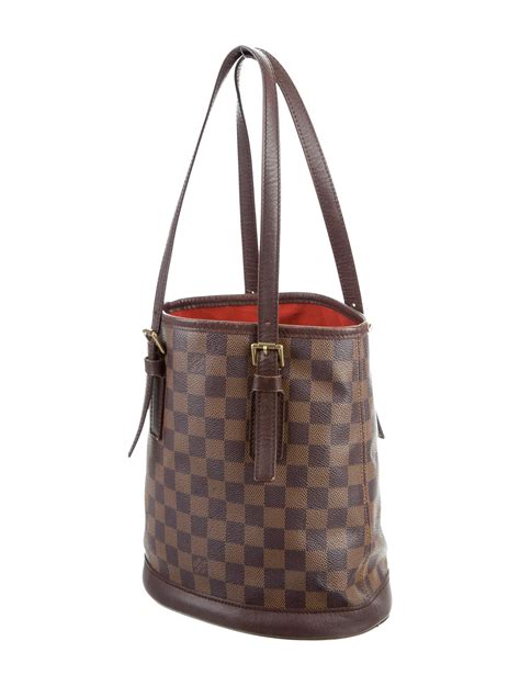 louis vuitton damier marais bucket bag